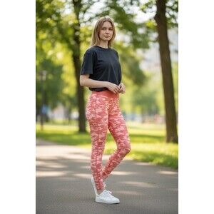 Victoria’s Secret PINK Orange Camo Athletic Leggings Size Small